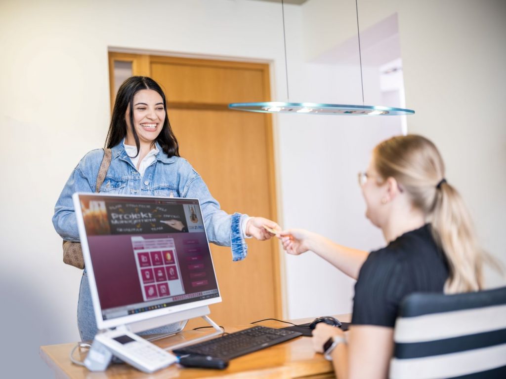 Rezeption Dr Friedrich